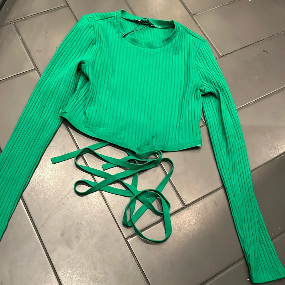 Zara Ribbed Tie Long Sleeve Crop Tee